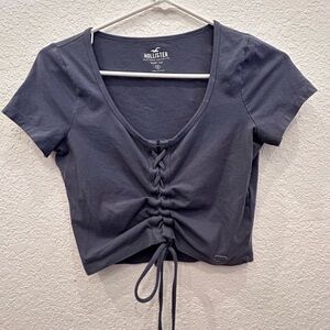 Hollister Gray Ruched Crop T-Shirt with Tie Front B16